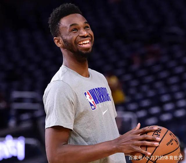 弱侧站位偏 弱侧站位偏